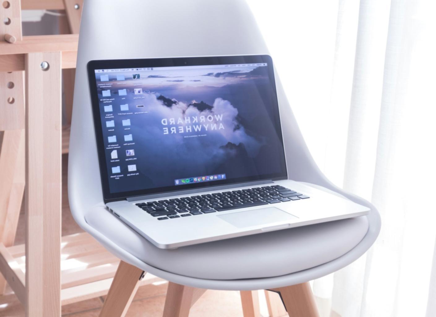 Pirelonavis Karriere Team